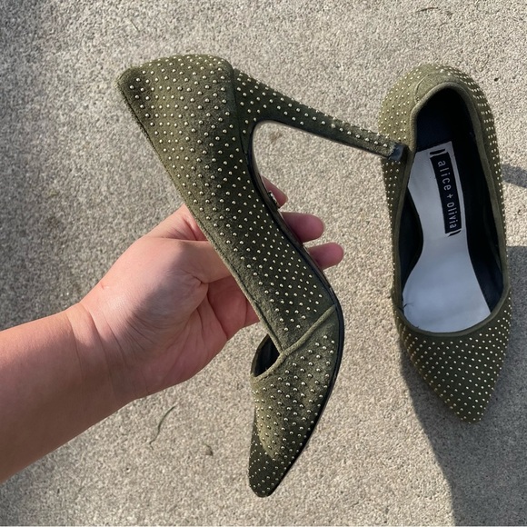 Alice + Olivia Dina Pumps in Green Kid Suede Gold Studded EU 36 US Size 6 - Picture 8 of 14